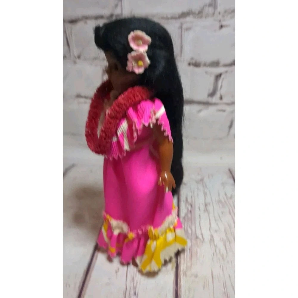 Vintage 1960's Elsie Denney‎ Hawaiian Doll With Original Box